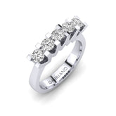 Gabriano Alexandra beştaş yüzük; GIA-HRD sertifikalı yuvarlak pırlanta ve beyaz altın montürün üstten görünüşü