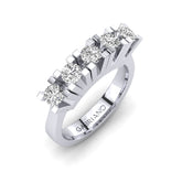 Gabriano Abbey beştaş yüzük; GIA-HRD sertifikalı yuvarlak pırlanta ve beyaz altın montürün üstten görünüşü