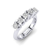 Gabriano Almira beştaş yüzük; GIA-HRD sertifikalı yuvarlak pırlanta ve beyaz altın montürün üstten görünüşü