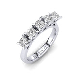 Gabriano Monica beştaş yüzük; GIA-HRD sertifikalı yuvarlak pırlanta ve beyaz altın montürün üstten görünüşü