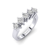 Gabriano Marla beştaş yüzük; GIA-HRD sertifikalı yuvarlak pırlanta ve beyaz altın montürün üstten görünüşü