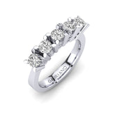 Gabriano Lima beştaş yüzük; GIA-HRD sertifikalı yuvarlak pırlanta ve beyaz altın montürün üstten görünüşü