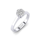 Gabriano Chiara tektaş efektli yüzük; yuvarlak pırlanta ve beyaz altın montürün üstten görünüşü