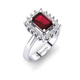 Julieth Yakut Yüzük