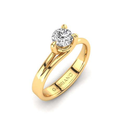 Gabriano Irina 3 tırnaklı tektaş yüzük; GIA-HRD sertifikalı yuvarlak pırlanta ve sarı altın montürün üstten görünüşü