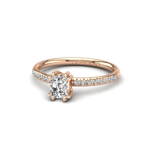 Gabriano Arborea 8 pençe tırnaklı tektaş yüzük; GIA-HRD sertifikalı radiant pırlanta ve rose altın montürün üstten görünüşü