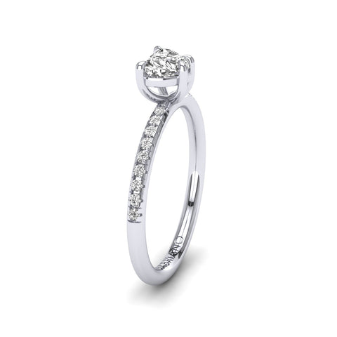 Gabriano Velvetine 4 pençe tırnaklı tektaş yüzük; GIA-HRD sertifikalı kalp pırlanta ve beyaz altın montürün yandan görünüşü