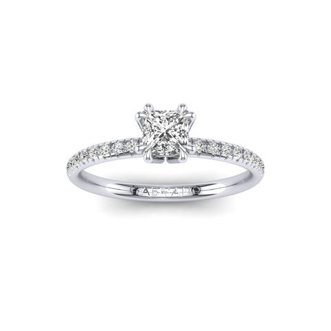 Gabriano Valoris 8 pençe tırnaklı tektaş yüzük; GIA-HRD sertifikalı prenses pırlanta ve beyaz altın montürün üstten görünüşü