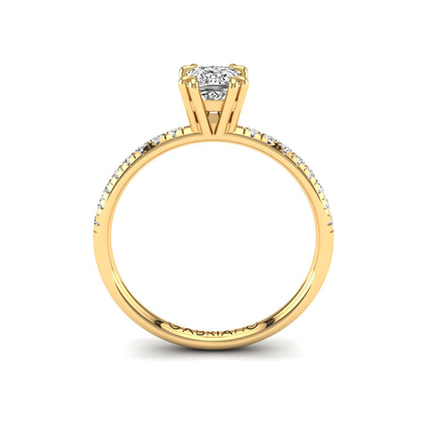 Gabriano Valoris 8 pençe tırnaklı tektaş yüzük; GIA-HRD sertifikalı prenses pırlanta ve sarı altın montürün yandan görünüşü