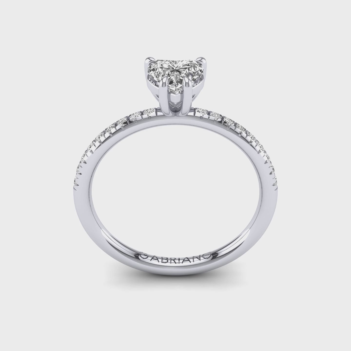 Gabriano Velvetine 4 pençe tırnaklı tektaş yüzük; GIA-HRD sertifikalı kalp pırlanta ve beyaz altın montürün 360 videosu