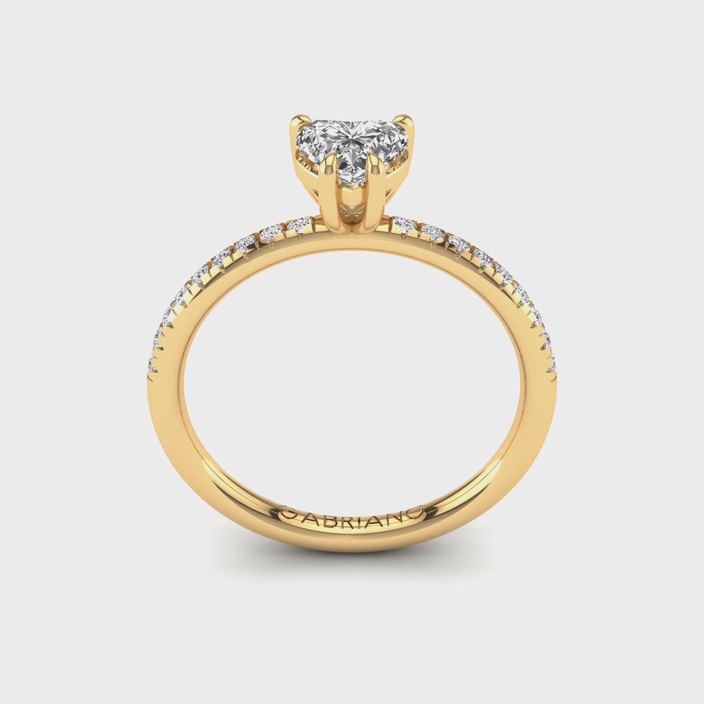 Gabriano Velvetine 4 pençe tırnaklı tektaş yüzük; GIA-HRD sertifikalı kalp pırlanta ve sarı altın montürün 360 videosu